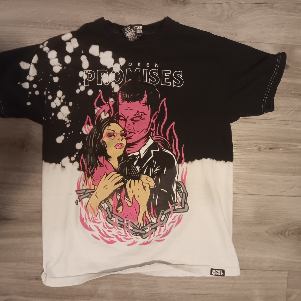 Broken Promises Graphic T-shirt. Medium, Black, White Bleach Splatter (15)